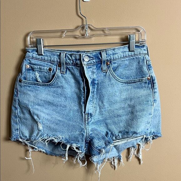 Levi’s 501 Women’s Size 28 Distressed Cut Off Wedgie Buttonfly Denim Jean Shorts - Picture 1 of 5